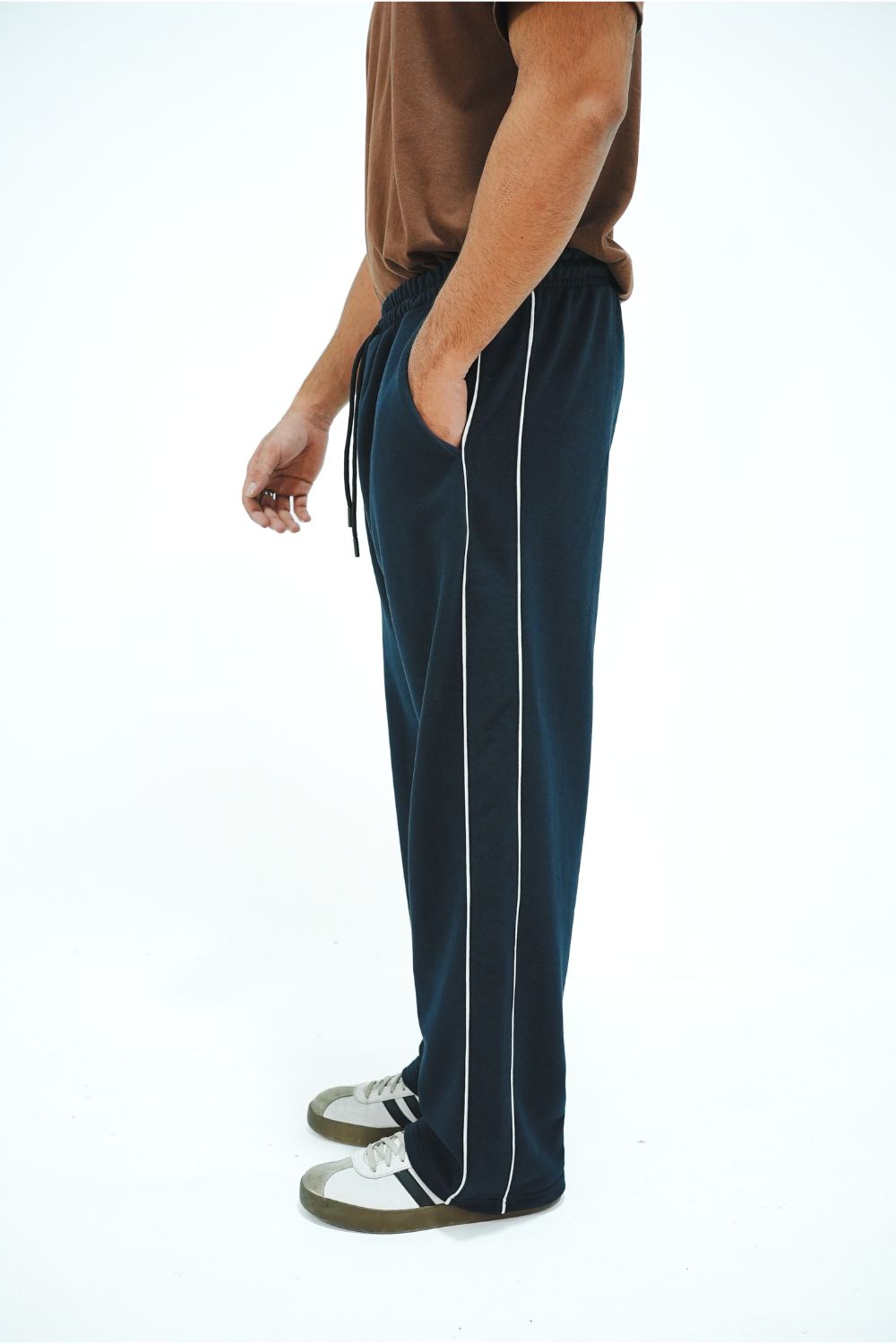 Flow Line Navy